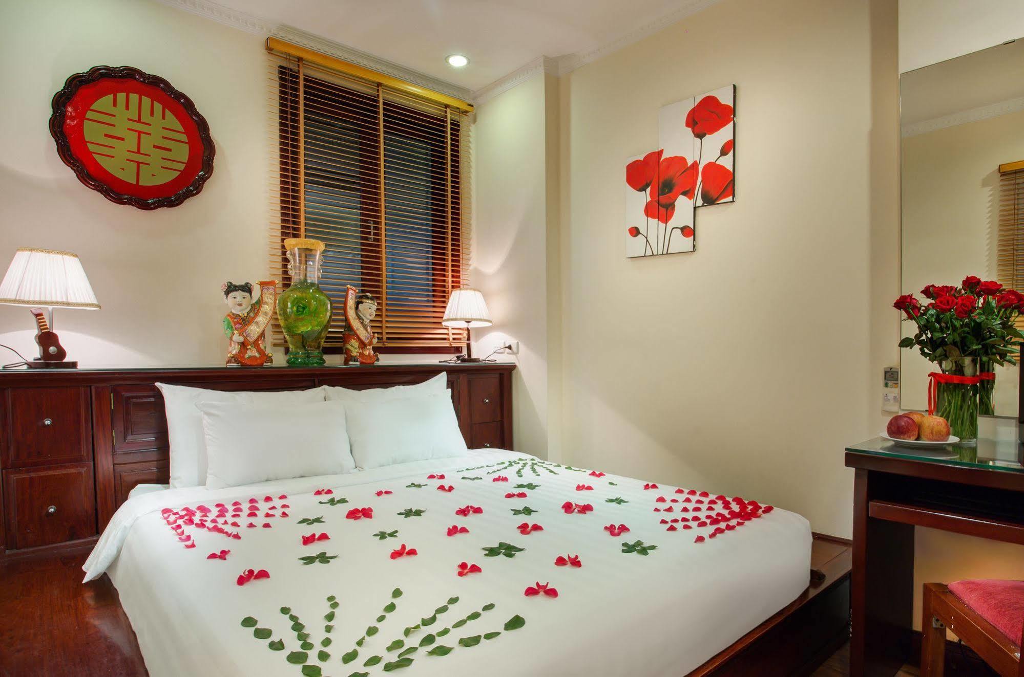 Luminous Viet Hotel Ханой Экстерьер фото